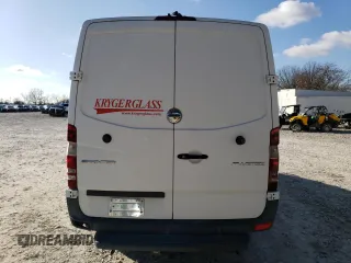 2014 Freightliner Sprinter with VIN WDYPE7DC7E5914824, listed as a Copart auction lot 85116454 with 401,372 mi miles and Clean Title. Bid and sale history available at DreamBid. Image 6.