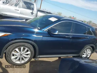 2019 Infiniti QX50 Essential z VIN 3PCAJ5M16KF104787, wystawiony jako IAAI lot #42239714 z przebiegiem 83 052 mil mil oraz . Historia ofert i sprzedaży dostępna na DreamBid. Obrazek 13.