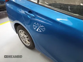 2021 Toyota Prius LE z VIN JTDL9MFU2M3030867, wystawiony jako IAAI lot #42271705 z przebiegiem 199 522 mil mil oraz . Historia ofert i sprzedaży dostępna na DreamBid. Obrazek 1.
