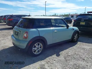 2012 MINI Hardtop with VIN WMWSU3C5XCT368840, listed as a IAAI auction lot 41446054 with 185,679 mi miles and . Bid and sale history available at DreamBid. Image 4.