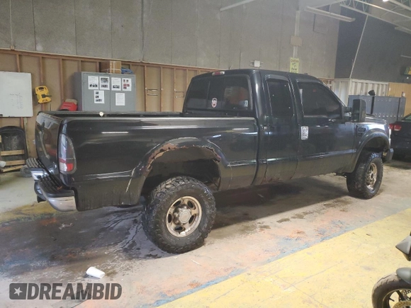 1999 Ford F-250 XL z VIN 1FTNX21F9XEB44305, wystawiony jako Copart lot #57709325 z przebiegiem 322 402 mil mil oraz Czysty tytuł • Clean title. Historia ofert i sprzedaży dostępna na DreamBid. Obrazek 3.