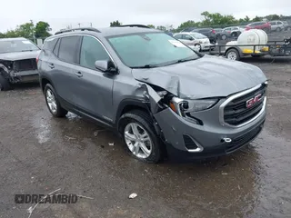 2021 GMC Terrain SLE z VIN 3GKALTEV5ML384159, wystawiony jako IAAI lot #42347538 z przebiegiem 77 237 mil mil oraz . Historia ofert i sprzedaży dostępna na DreamBid. Obrazek 1.