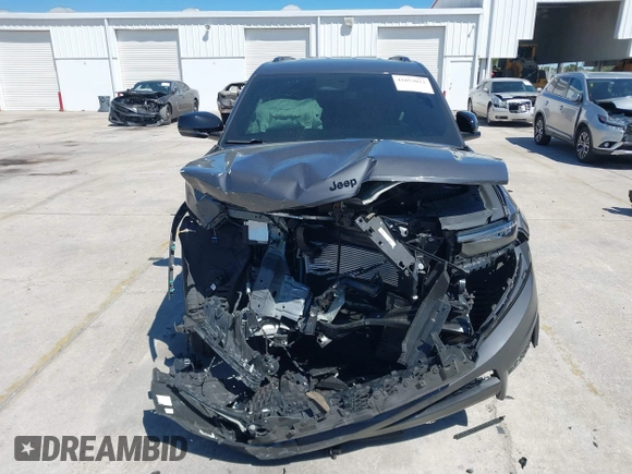 2023 Jeep Grand Cherokee Altitude with VIN 1C4RJJAG0P8814120, listed as a IAAI auction lot 41853023 with 30,313 mi miles and . Bid and sale history available at DreamBid. Image 12.