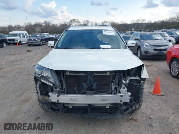 2019 Nissan Pathfinder S z VIN 5N1DR2MM5KC635874, wystawiony jako IAAI lot #41790147 z przebiegiem 97 710 mil mil oraz . Historia ofert i sprzedaży dostępna na DreamBid. Obrazek 13.