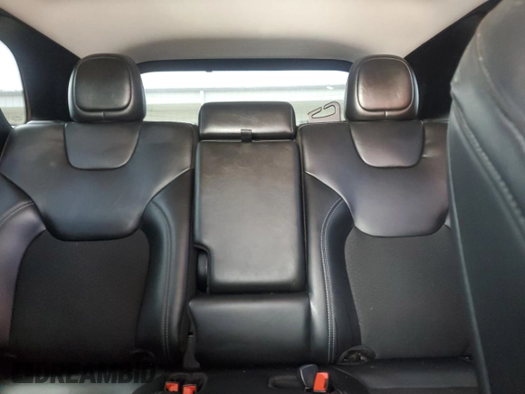 2020 Jeep Cherokee Latitude Plus z VIN 1C4PJMLB9LD551489, wystawiony jako Copart lot #61719825 z przebiegiem 114 053 mil mil oraz Szkoda całkowita • Salvage title. Historia ofert i sprzedaży dostępna na DreamBid. Obrazek 10.