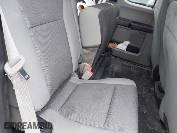 2018 Ford F-150 XL with VIN 1FTEX1EBXJKF17443, listed as a IAAI auction lot 41448484 with 132,118 mi miles and . Bid and sale history available at DreamBid. Image 8.
