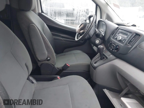 2017 Nissan NV200 Compact Cargo S with VIN 3N6CM0KN1HK715381, listed as a IAAI auction lot 41523154 with 150,448 mi miles. Bid and sale history available at carsss.com. Image 5.