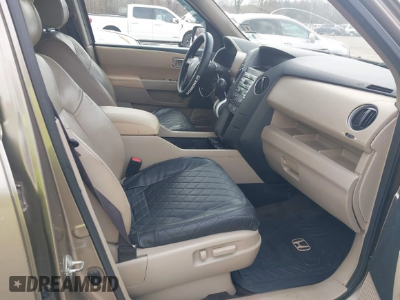2011 Honda Pilot EX-L with VIN 5FNYF4H68BB038615, listed as a IAAI auction lot 41785830 with 164,324 mi miles and . Bid and sale history available at carsss.com. Image 5.
