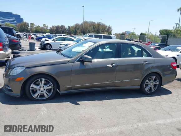 2013 Mercedes-Benz E 350 Luxury with VIN WDDHF5KB3DA767988, listed as a IAAI auction lot 42526365 with 113,012 mi miles and . Bid and sale history available at DreamBid. Image 14.