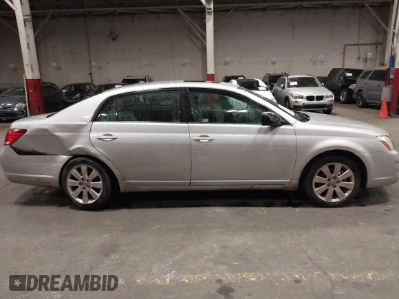 2007 Toyota Avalon XL with VIN 4T1BK36B37U227131, listed as a IAAI auction lot 41221104 with 141,852 mi miles. Bid and sale history available at carsss.com. Image 13.