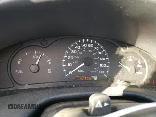 2001 Chevrolet Cavalier with VIN 1G1JC524217293149, listed as a Copart auction lot 86648954 with 218,136 mi miles and Salvage Title. Bid and sale history available at carsss.com. Image 9.