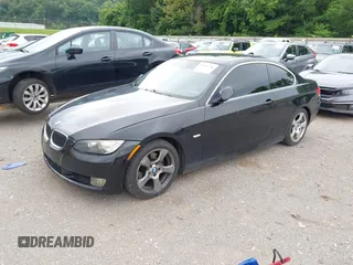 2009 BMW 3 Series 328i с VIN WBAWV13529P122255, выставлен на аукционе IAAI как лот 42503796 с пробегом 104 850 миль миль и . История ставок и продаж доступна на DreamBid. Изображение 2.