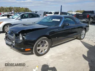 2004 Ford Thunderbird Deluxe with VIN 1FAHP60A74Y112611, listed as a Copart auction lot 46393905 with 41,120 mi miles and Salvage Title. Bid and sale history available at carsss.com. Image 1.