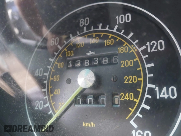 1983 Mercedes-Benz 380 with VIN WDBBA45A0DB024774, listed as a IAAI auction lot 41882815 with 138,386 mi miles. Bid and sale history available at carsss.com. Image 15.
