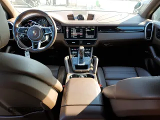 2021 Porsche Cayenne z VIN WP1AA2AY7MDA00348, wystawiony jako Copart lot #70941032 z przebiegiem 22 755 mil mil oraz . Historia ofert i sprzedaży dostępna na DreamBid. Obrazek 8.