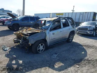 2004 Chevrolet TrailBlazer LS with VIN 1GNDT13S642298633, listed as a IAAI auction lot 41599765 with 240,000 mi miles. Bid and sale history available at carsss.com. Image 16.