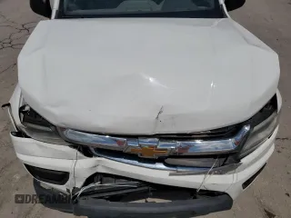 2018 Chevrolet Colorado 2WD Work Truck z VIN 1GCHSBEA1J1226487, wystawiony jako Copart lot #56185945 z przebiegiem 141 220 mil mil oraz Szkoda całkowita • Salvage title. Historia ofert i sprzedaży dostępna na DreamBid. Obrazek 11.