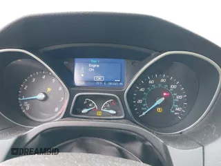 2014 Ford Focus SE with VIN 1FADP3K20EL104271, listed as a IAAI auction lot 39596262 with 81,021 mi miles. Bid and sale history available at carsss.com. Image 7.