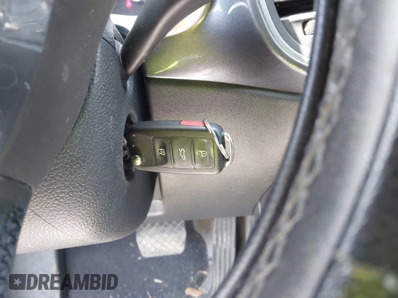 2014 Volkswagen Beetle 2.5L with VIN 3VWJX7AT7EM608634, listed as a IAAI auction lot 41783090 with 139,106 mi miles and . Bid and sale history available at DreamBid. Image 11.