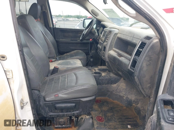 2016 Ram 2500 Tradesman with VIN 3C7WR5HT1GG183137, listed as a IAAI auction lot 42399613 with 97,975 mi miles and . Bid and sale history available at DreamBid. Image 5.