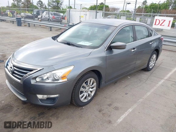 2014 Nissan Altima S with VIN 1N4AL3AP5EC404061, listed as a IAAI auction lot 41965252 with 121,049 mi miles and . Bid and sale history available at carsss.com. Image 2.