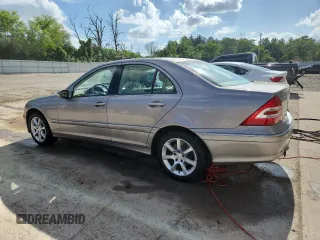 2007 Mercedes-Benz C 280 Luxury with VIN WDBRF54H97A936639, listed as a Copart auction lot 62025045 with 121,598 mi miles and Clean title. Bid and sale history available at DreamBid. Image 2.