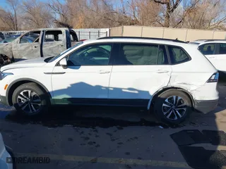 2024 Volkswagen Tiguan S with VIN 3VVFB7AX0RM081893, listed as a IAAI auction lot 41425695 with 8,187 mi miles. Bid and sale history available at carsss.com. Image 14.