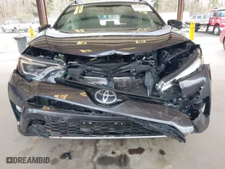 2018 Toyota RAV4 SE with VIN JTMJFREV4JJ742585, listed as a IAAI auction lot 41812675 with 51,672 mi miles. Bid and sale history available at carsss.com. Image 6.