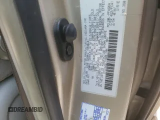 2004 Toyota Sienna XLE z VIN 5TDZA22C74S081704, wystawiony jako Copart lot #55761795 z przebiegiem 208 866 mil mil oraz Szkody całkowita. Historia ofert i sprzedaży dostępna na DreamBid. Obrazek 13.