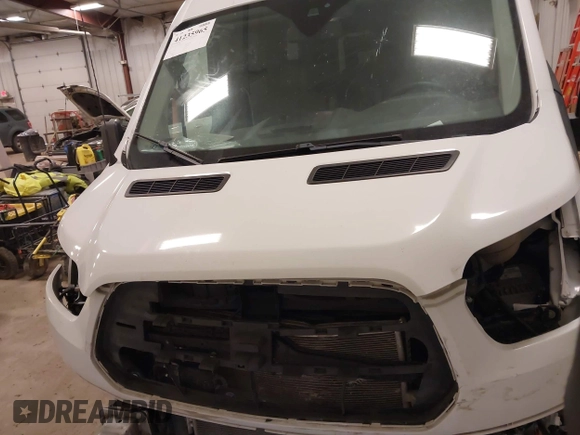 2019 Ford Transit Passenger XL with VIN 1FBZX2CM8KKA07514, listed as a IAAI auction lot 41235965 with 58,224 mi miles. Bid and sale history available at carsss.com. Image 12.