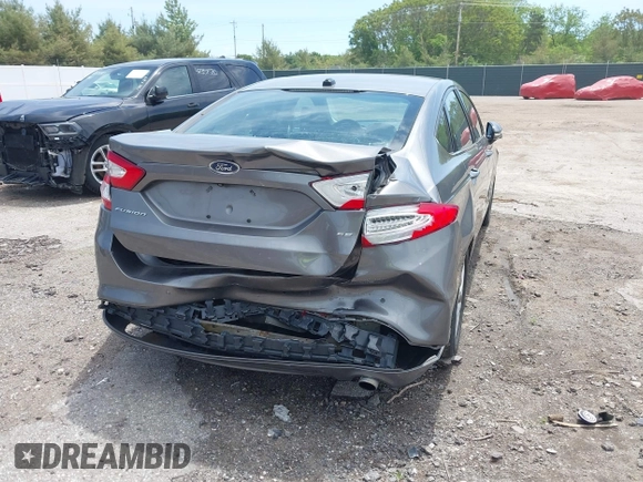 2013 Ford Fusion SE z VIN 3FA6P0H7XDR384789, wystawiony jako IAAI lot #42341339 z przebiegiem 225 418 mil mil oraz . Historia ofert i sprzedaży dostępna na DreamBid. Obrazek 6.