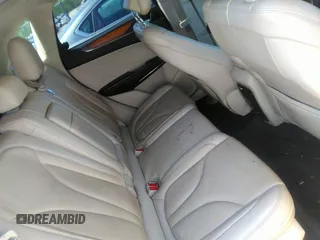 2015 Lincoln MKC z VIN 5LMCJ1A99FUJ41365, wystawiony jako IAAI lot #41985834 z przebiegiem 116 648 mil mil oraz . Historia ofert i sprzedaży dostępna na DreamBid. Obrazek 8.
