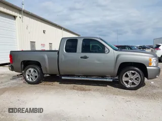 2007 Chevrolet Silverado 1500 LT w/1LT with VIN 2GCEC19J771721896, listed as a IAAI auction lot 41703914 with 217,121 mi miles. Bid and sale history available at carsss.com. Image 13.