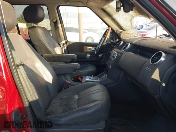 2016 Land Rover LR4 HSE with VIN SALAG2V69GA820275, listed as a IAAI auction lot 41336167 with Not provided miles and . Bid and sale history available at DreamBid. Image 5.