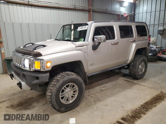 2008 Hummer H3 SUV с VIN 5GTEN13E688107404, выставлен на аукционе Copart как лот 51408185 с пробегом 159 235 миль миль и Списание • Salvage title. История ставок и продаж доступна на DreamBid. Изображение 1.
