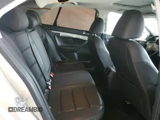 2010 Volkswagen Jetta SEL z VIN 3VWRX7AJ4AM100858, wystawiony jako Copart lot #60695995 z przebiegiem 158 477 mil mil oraz Szkoda całkowita • Salvage title. Historia ofert i sprzedaży dostępna na DreamBid. Obrazek 10.