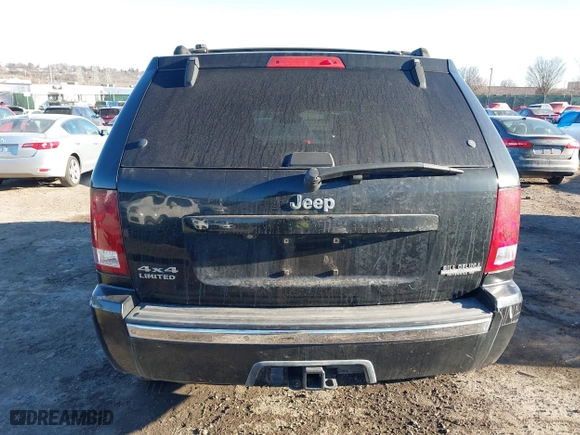 2007 Jeep Grand Cherokee Limited with VIN 1J8HR58N57C618812, listed as a IAAI auction lot 41435127 with 111,118 mi miles. Bid and sale history available at carsss.com. Image 16.