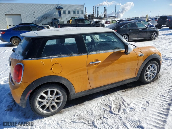 2018 MINI Hardtop 2 Door Cooper with VIN WMWXP5C53J2G63339, listed as a Copart auction lot 47301765 with 57,166 mi miles and Salvage Title. Bid and sale history available at carsss.com. Image 3.