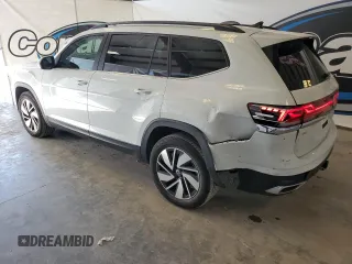 2025 Volkswagen Atlas SE with VIN 1V2HR2CA6SC502567, listed as a Copart auction lot 42052585 with 8,407 mi miles and Clean title. Bid and sale history available at DreamBid. Image 2.