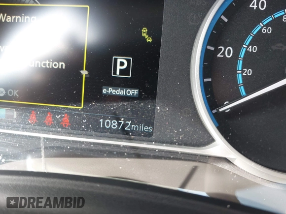 2023 Nissan LEAF S z VIN 1N4AZ1BV6PC560452, wystawiony jako IAAI lot #41938618 z przebiegiem 10 872 mil mil oraz . Historia ofert i sprzedaży dostępna na DreamBid. Obrazek 7.