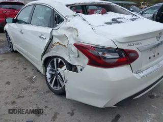 2017 Nissan Altima SV with VIN 1N4AL3AP7HC119737, listed as a IAAI auction lot 41630783 with 82,713 mi miles and . Bid and sale history available at DreamBid. Image 6.