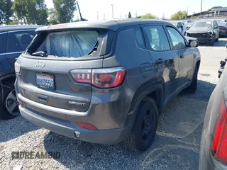 2019 Jeep Compass Sport с VIN 3C4NJCAB2KT614851, выставлен на аукционе IAAI как лот 42554192 с пробегом Не указан миль и . История ставок и продаж доступна на DreamBid. Изображение 4.