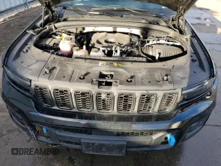 2023 Jeep Grand Cherokee 30th Anniversary with VIN 1C4RJYB61P8905525, listed as a Copart auction lot 43347335 with 18,814 mi miles and Salvage title. Bid and sale history available at DreamBid. Image 11.