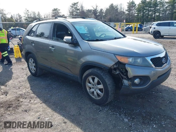 2012 Kia Sorento LX with VIN 5XYKT4A60CG215645, listed as a IAAI auction lot 42026665 with 121,901 mi miles. Bid and sale history available at carsss.com. Image 1.