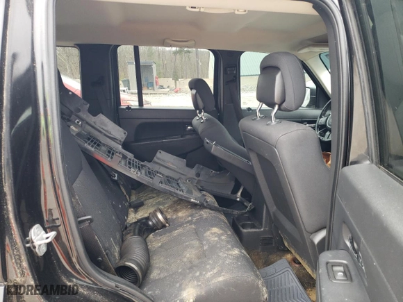 2011 Jeep Liberty Sport Jet with VIN 1J4PN2GK4BW525785, listed as a Copart auction lot 49525635 with 193,863 mi miles and Clean Title. Bid and sale history available at carsss.com. Image 11.