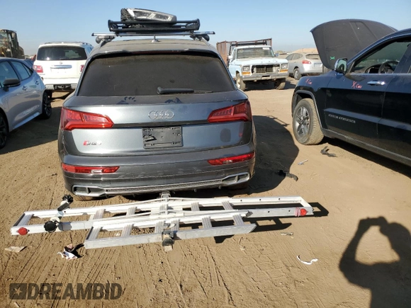 2018 Audi SQ5 Premium Plus with VIN WA1A4AFY1J2083935, listed as a Copart auction lot 75964014 with 72,266 mi miles and Clean Title. Bid and sale history available at DreamBid. Image 6.