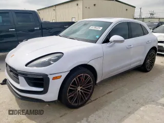 2023 Porsche Macan S z VIN WP1AG2A52PLB38068, wystawiony jako Copart lot #54786425 z przebiegiem 20 891 mil mil oraz Szkody całkowita. Historia ofert i sprzedaży dostępna na DreamBid. Obrazek 1.
