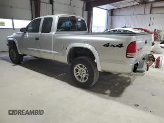 2004 Dodge Dakota Sport with VIN 1D7HG32N94S671966, listed as a Copart auction lot 88871585 with 223,091 mi miles and Salvage Title. Bid and sale history available at carsss.com. Image 2.