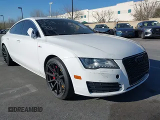 2013 Audi A7 3.0 Premium Plus with VIN WAUYGAFC2DN067128, listed as a IAAI auction lot 41723337 with 187,732 mi miles. Bid and sale history available at carsss.com. Image 1.
