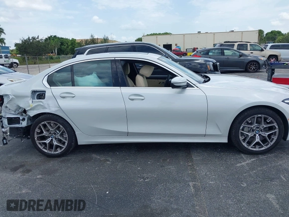 2025 BMW 3 Series 330i with VIN 3MW69CW0XS8F32371, listed as a IAAI auction lot 42630553 with 11,417 mi miles and . Bid and sale history available at DreamBid. Image 14.
